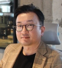최성진
